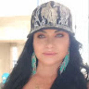 Meet your Posher, Mel